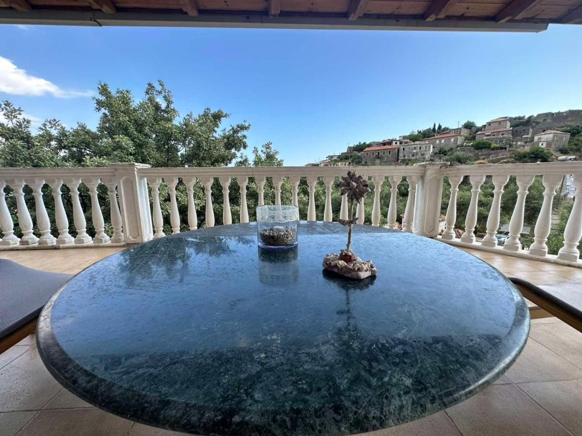 Villa Vista Himare Bagian luar foto