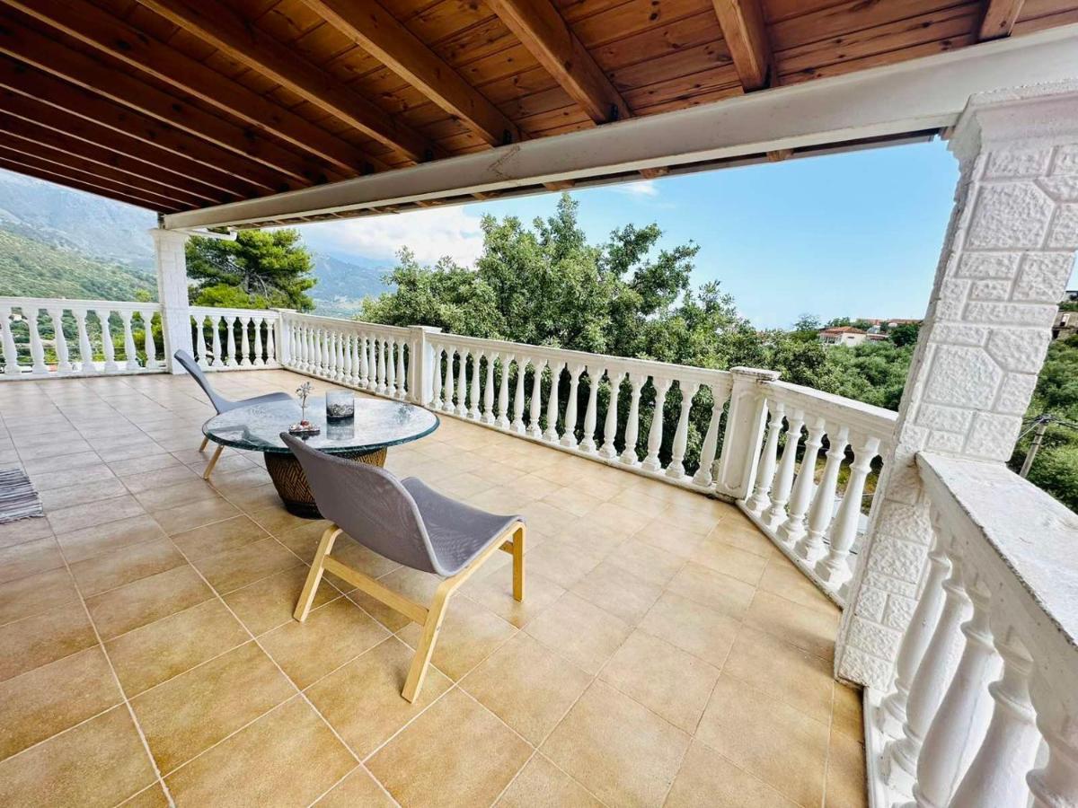 Villa Vista Himare Bagian luar foto